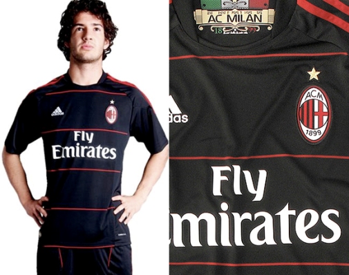 AC-Milan-third-kit-20102011.jpg
