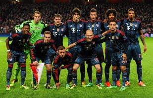 Bayern Munich v Arsenal - Team Line-Up
