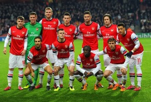 Arsenal v Newcastle United - Team Line Up